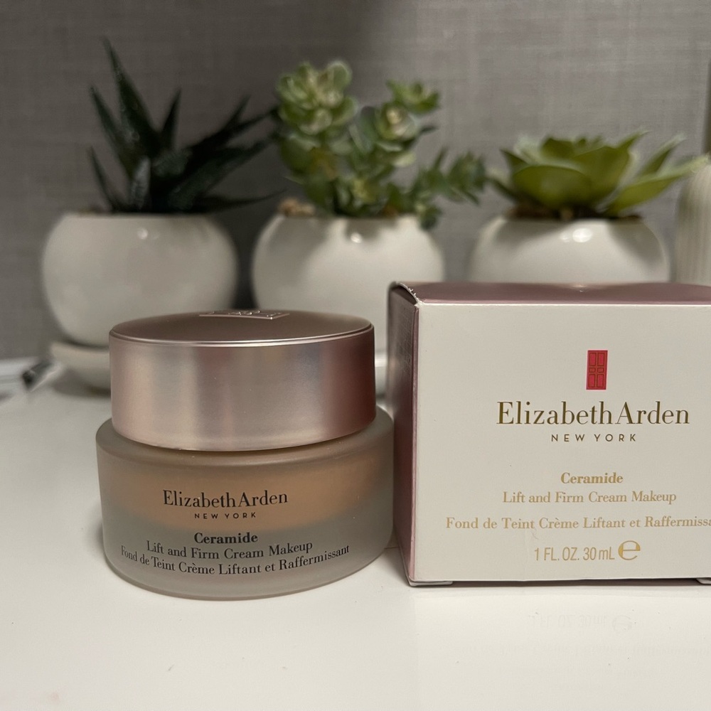 Elizabeth Arden Ceramide Lift and Firm Cream - Cream and Gold